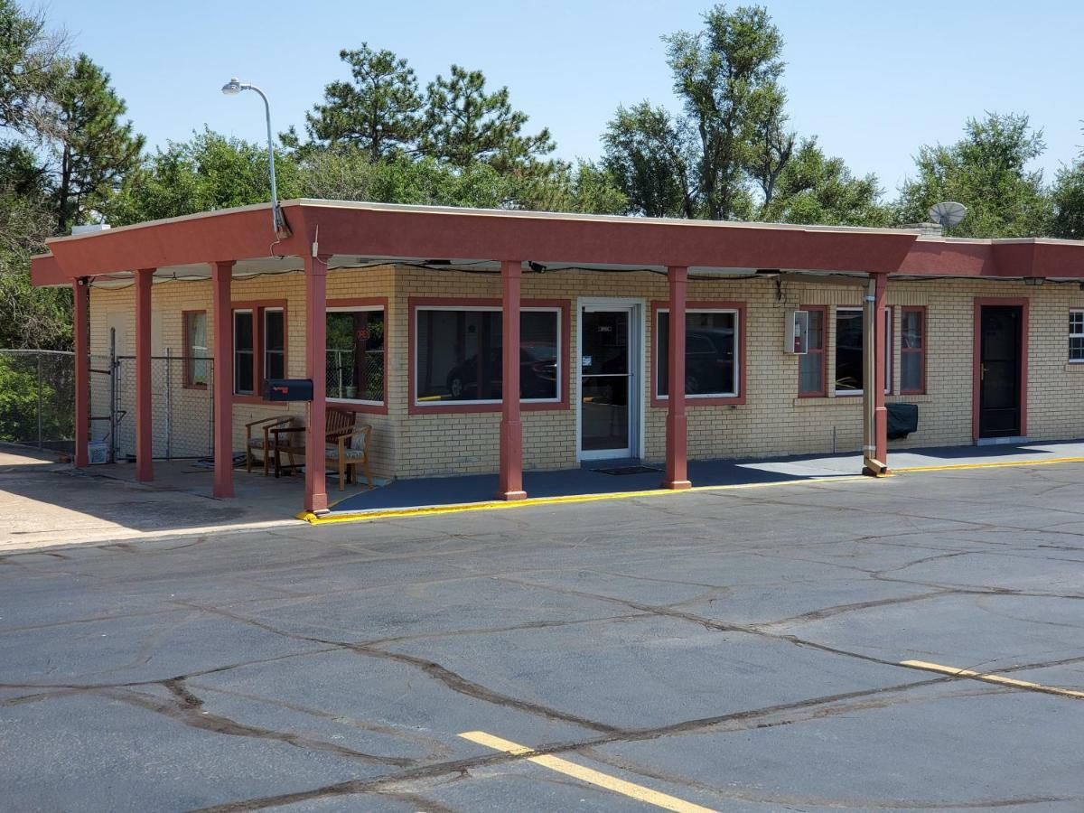 Economy Motel
